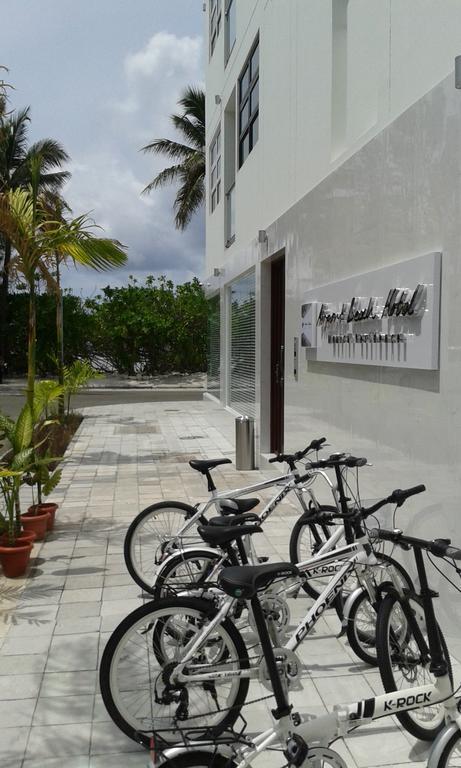Airport Beach Hotel Hulhumale Exterior foto