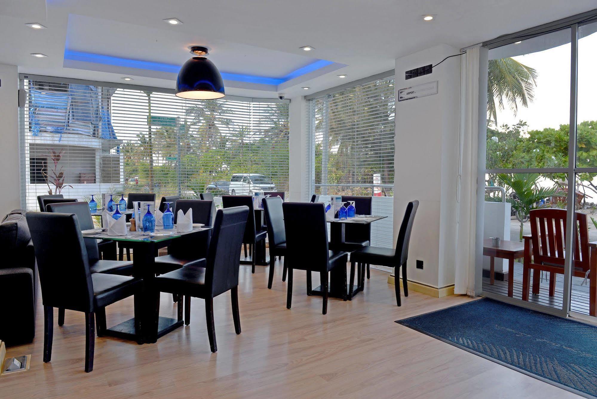 Airport Beach Hotel Hulhumale Exterior foto