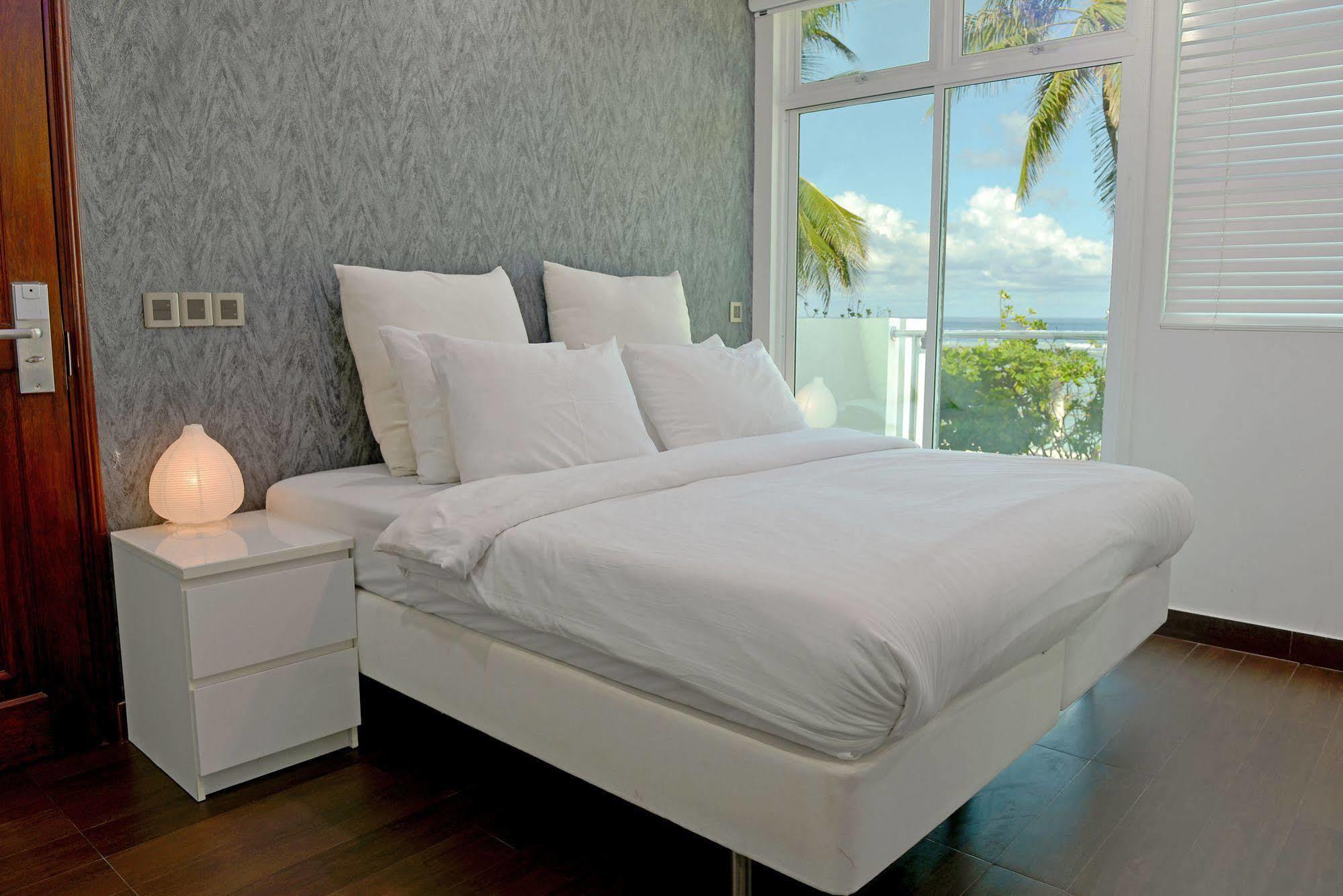 Airport Beach Hotel Hulhumale Exterior foto